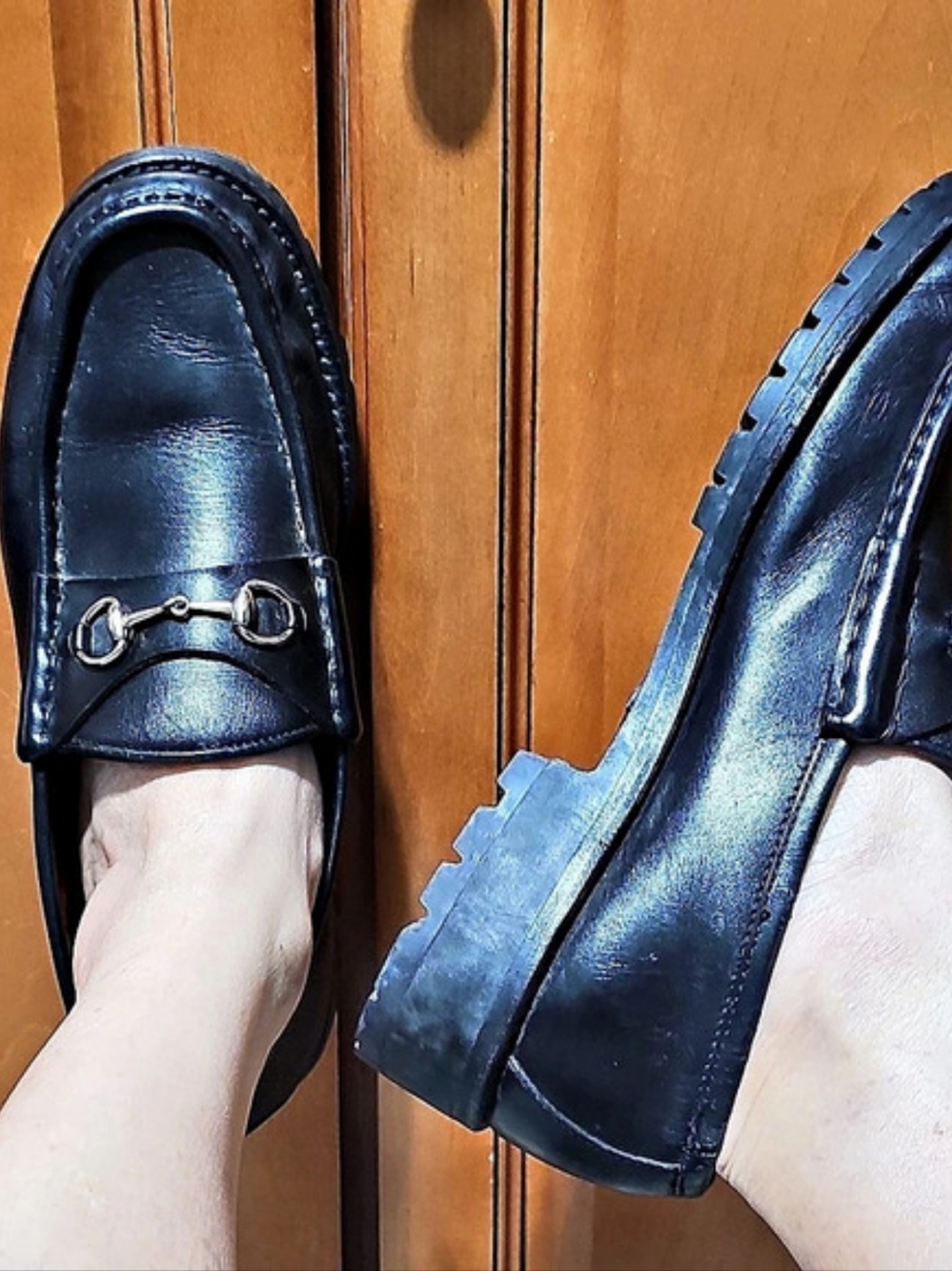 Gucci Black Leather Horsebit Slip On Loafer Flats Women's Size 10B